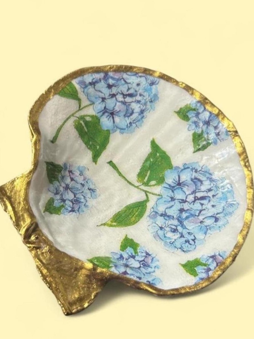 Floral Shell Trinket / Ring Dish with Blue Hydrangea Design